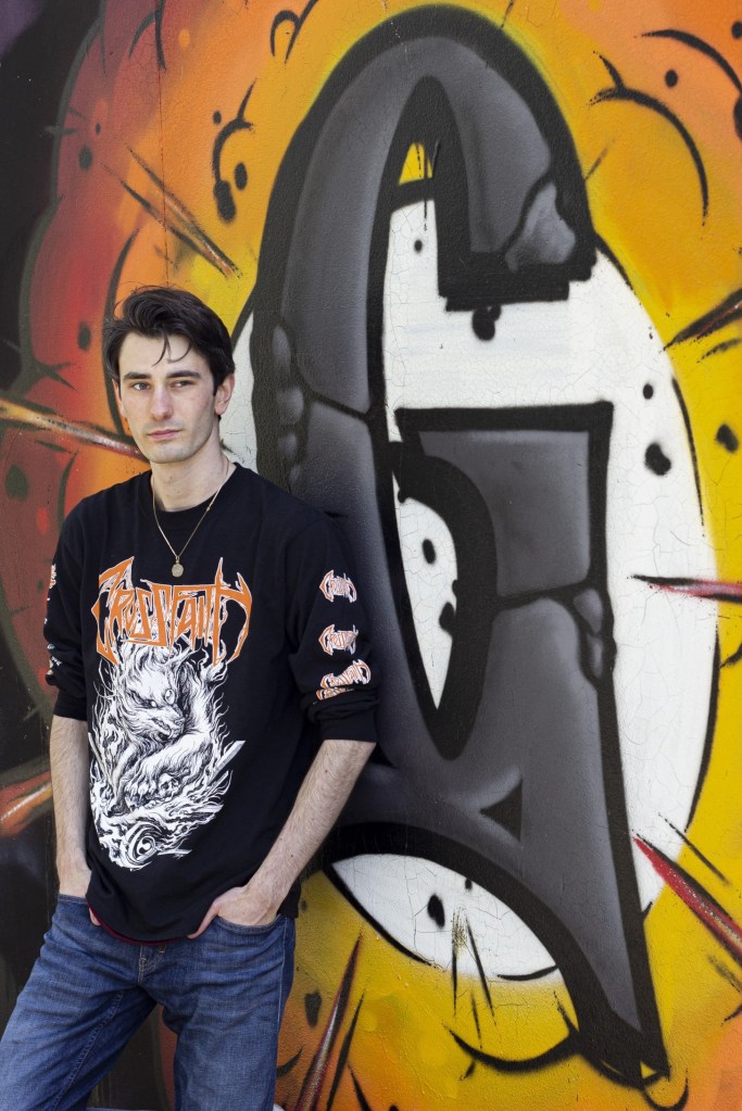 Julian Schulze Autorenbild